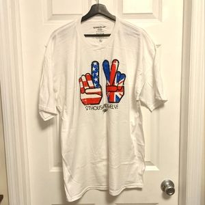 Speedo London USA peace t shirt XL